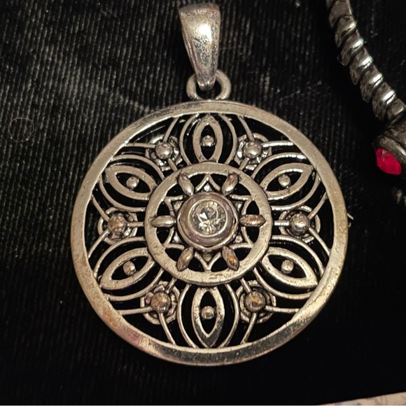 Jolee Necklace/Bracelets Black & Silvertone Includes Magnetic Stones Versatile! - Picture 2 of 5